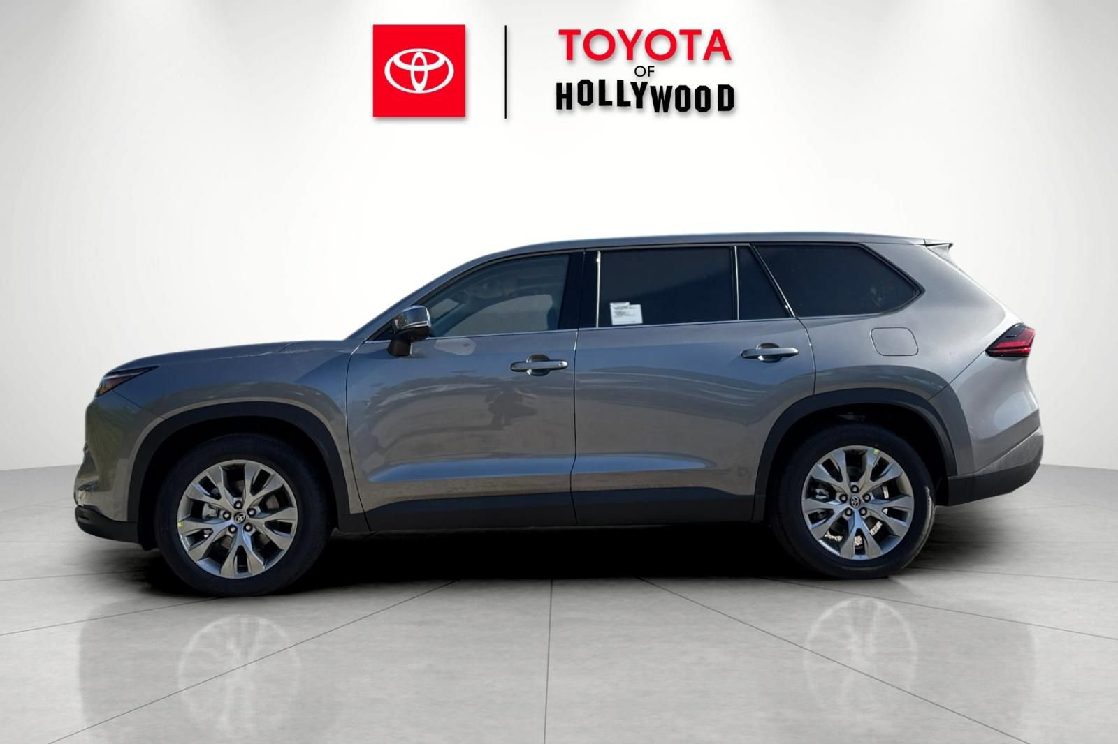 New 2026 Toyota Grand Highlander Limited image 9