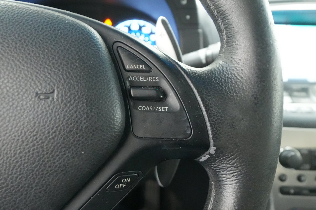 Used 2011 INFINITI G37 Journey w/ Premium Pkg RWD image 32