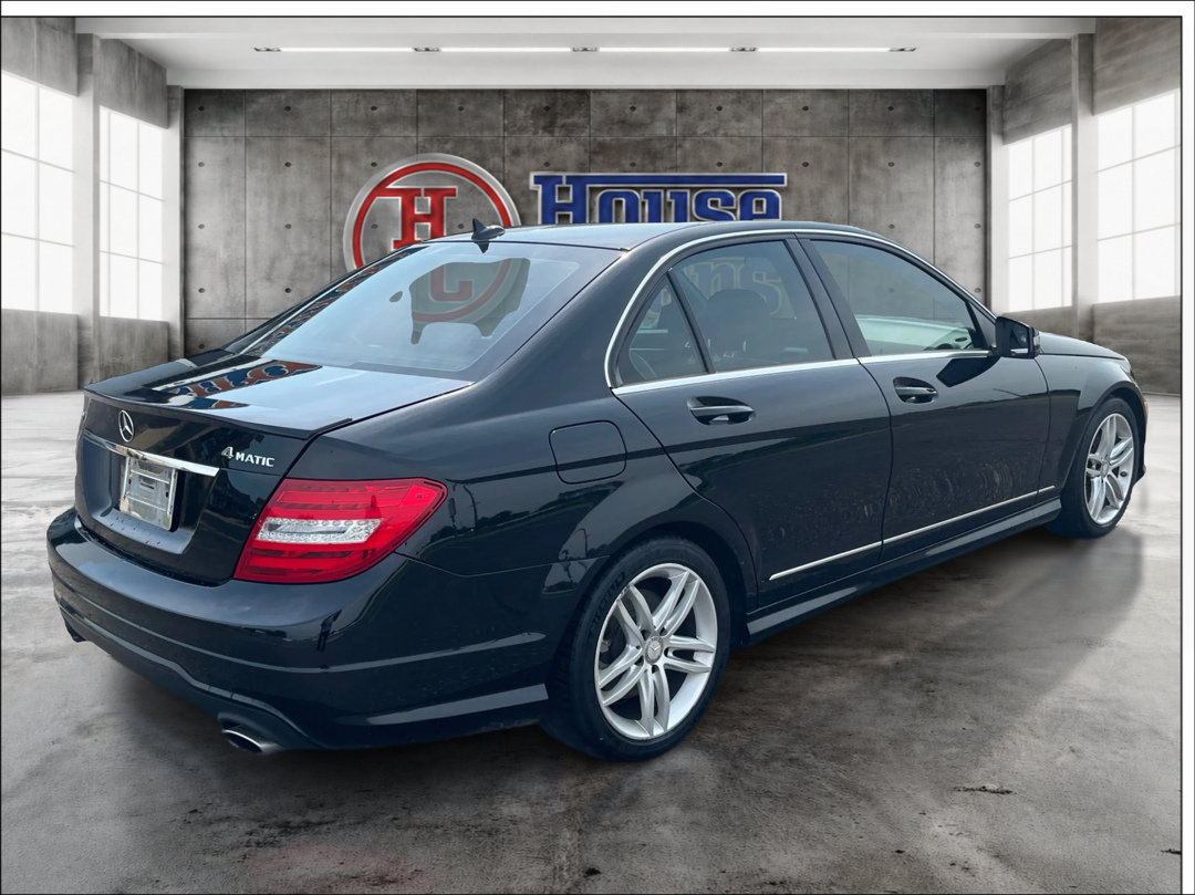 Used 2014 Mercedes-Benz C 300 4MATIC Sedan image 5