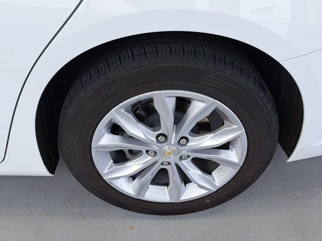 Used 2024 Chevrolet Malibu LT FWD image 33