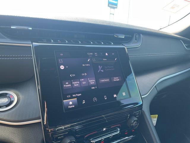 New 2025 Jeep Grand Cherokee Laredo X image 12