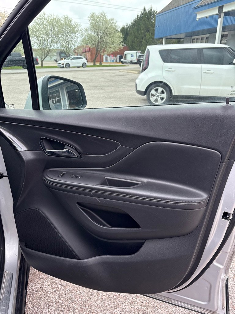 Used 2019 Buick Encore Preferred image 15