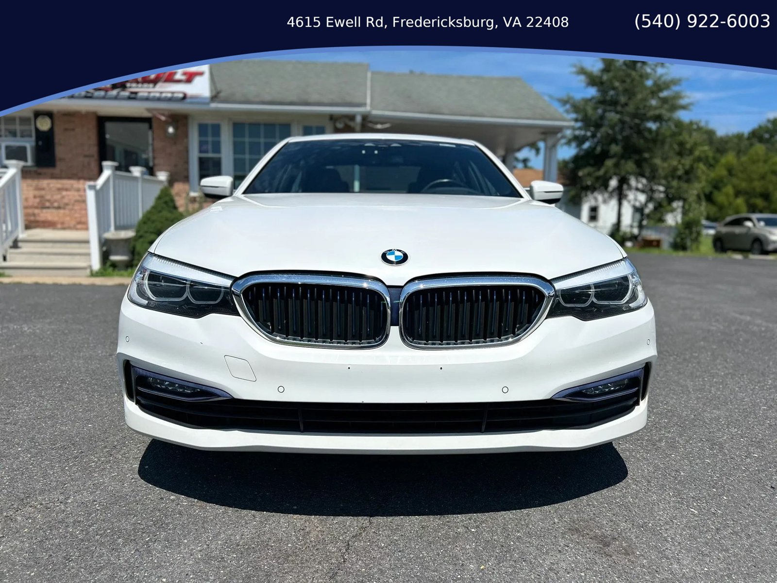 Used 2018 BMW 530e xDrive w/ Premium Package 2 AWD/4WD image 8