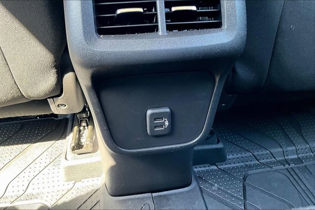 Used 2021 Chevrolet Equinox LT AWD/4WD image 16