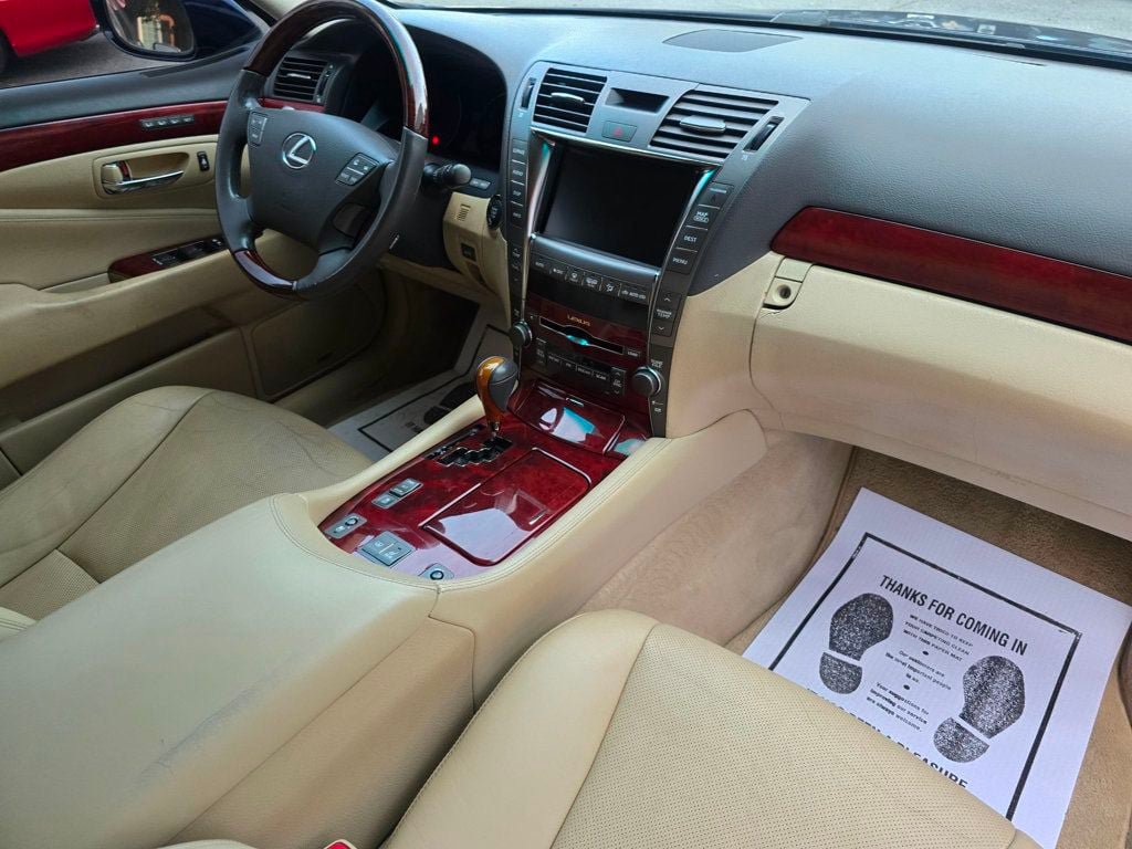 Used 2007 Lexus LS 460 RWD image 20