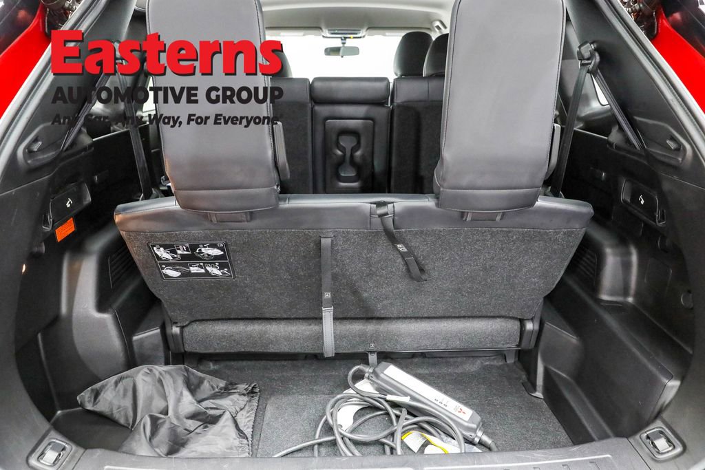 Used 2023 Mitsubishi Outlander SE image 9