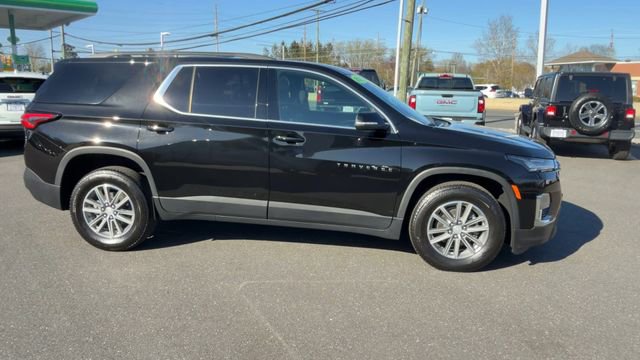 Certified 2023 Chevrolet Traverse LT FWD image 9