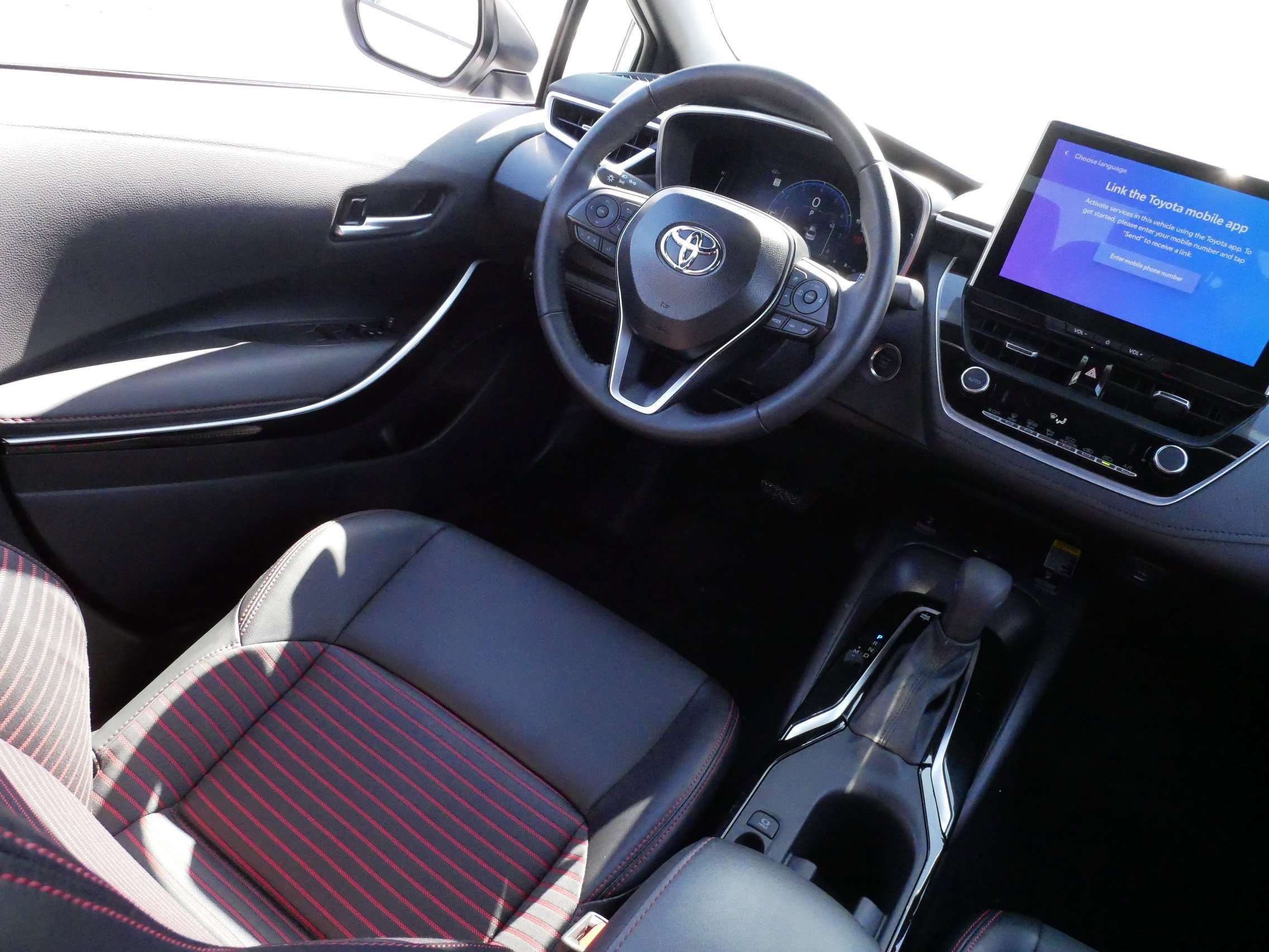 Certified 2025 Toyota Corolla XSE image 9