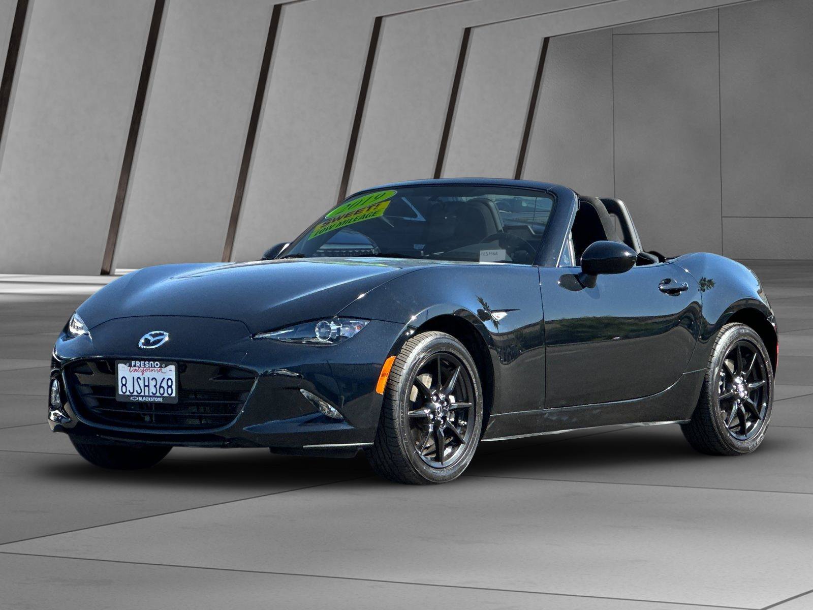 Used 2019 MAZDA MX-5 Miata Sport RWD image 8
