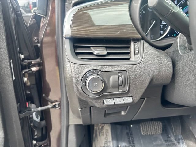 Used 2020 Buick Envision Premium w/ Driver Confidence Package AWD/4WD image 14