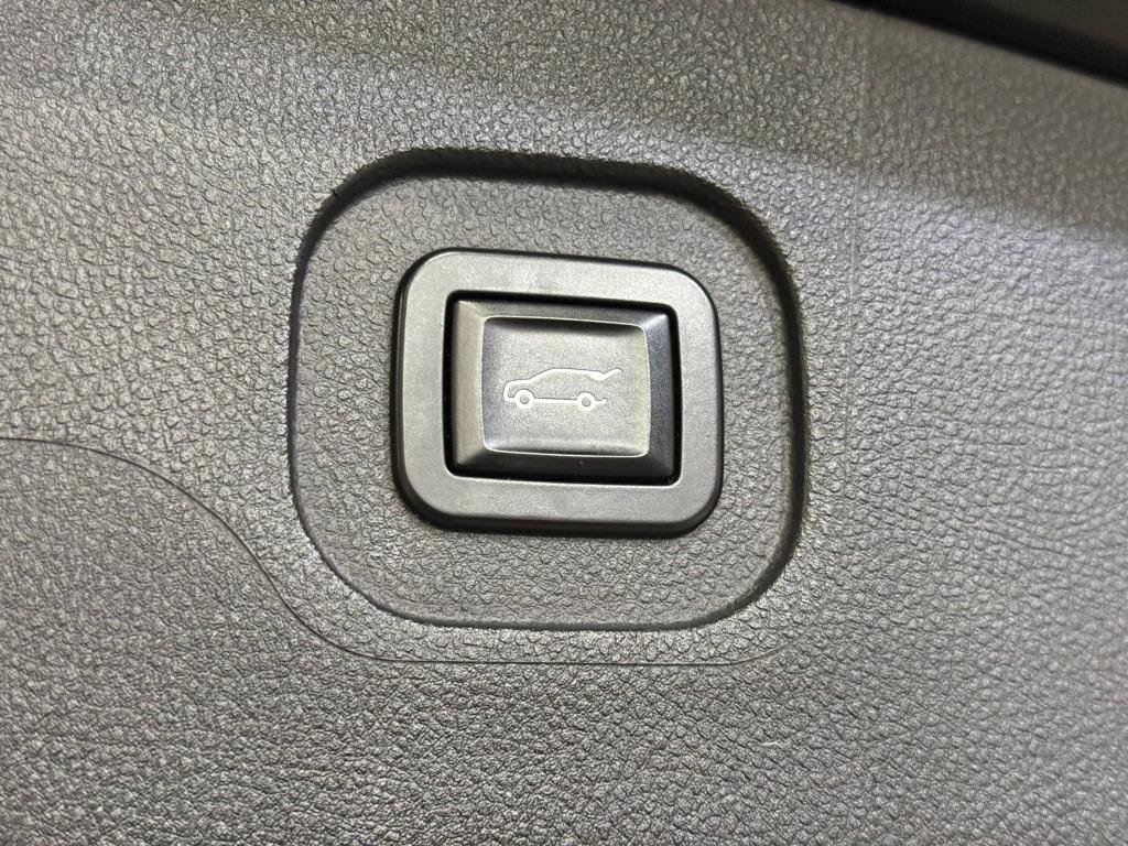 Used 2010 Chevrolet Equinox LT FWD image 31