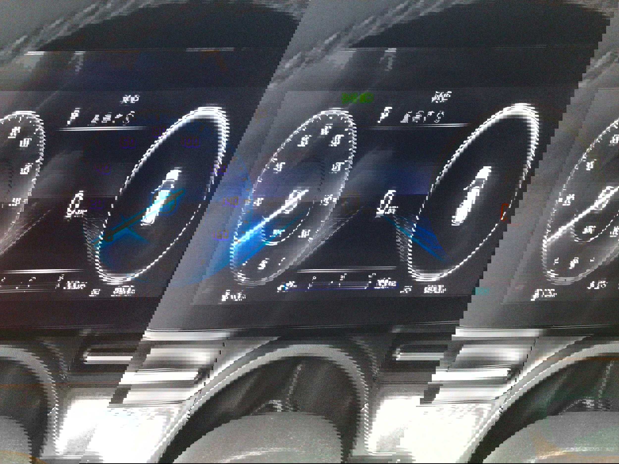 Used 2023 Kia Carnival SX Prestige image 17