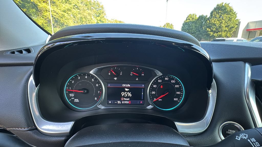 Used 2021 Chevrolet Traverse LT FWD image 18