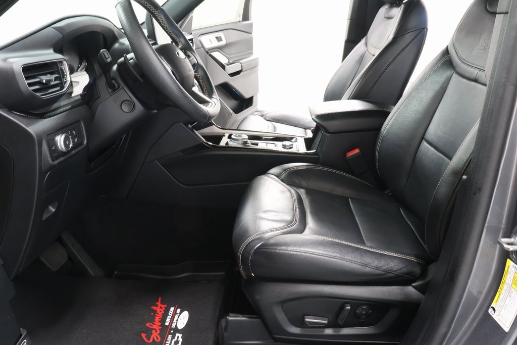 Used 2021 Ford Explorer ST w/ Premium Technology Package image 22