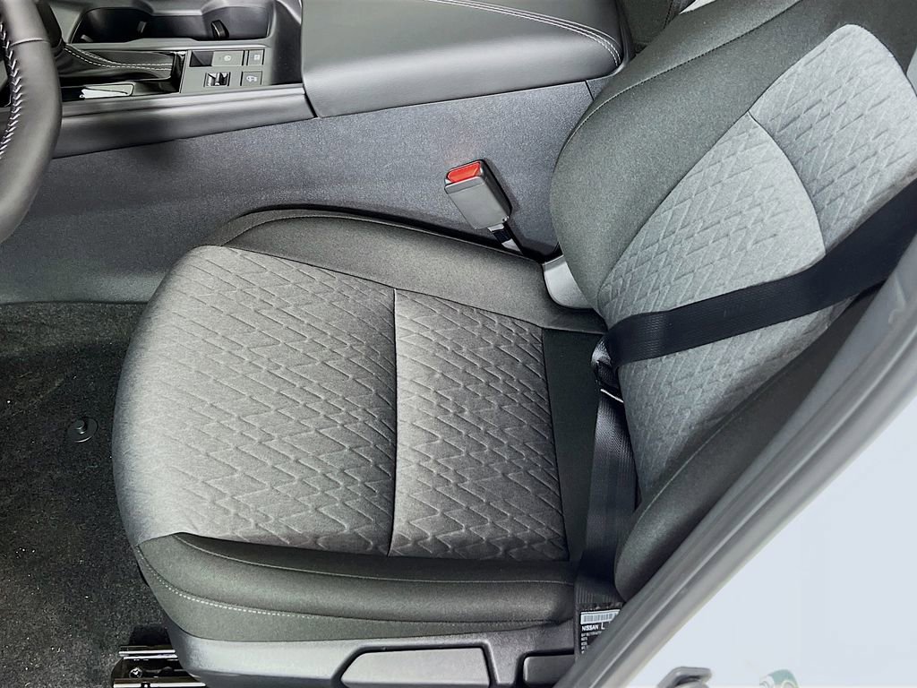 New 2026 Nissan Sentra SV w/ SV Convenience Package FWD image 17