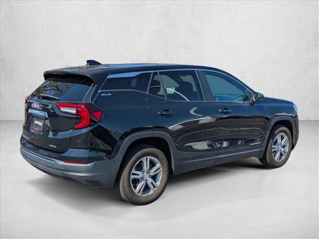 Used 2024 GMC Terrain SLE AWD/4WD image 5