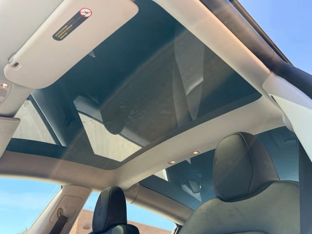 Used 2023 Tesla Model 3 Standard Range image 10