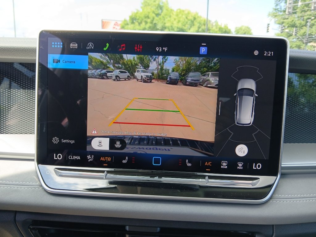 New 2026 Volkswagen Tiguan SE FWD image 23