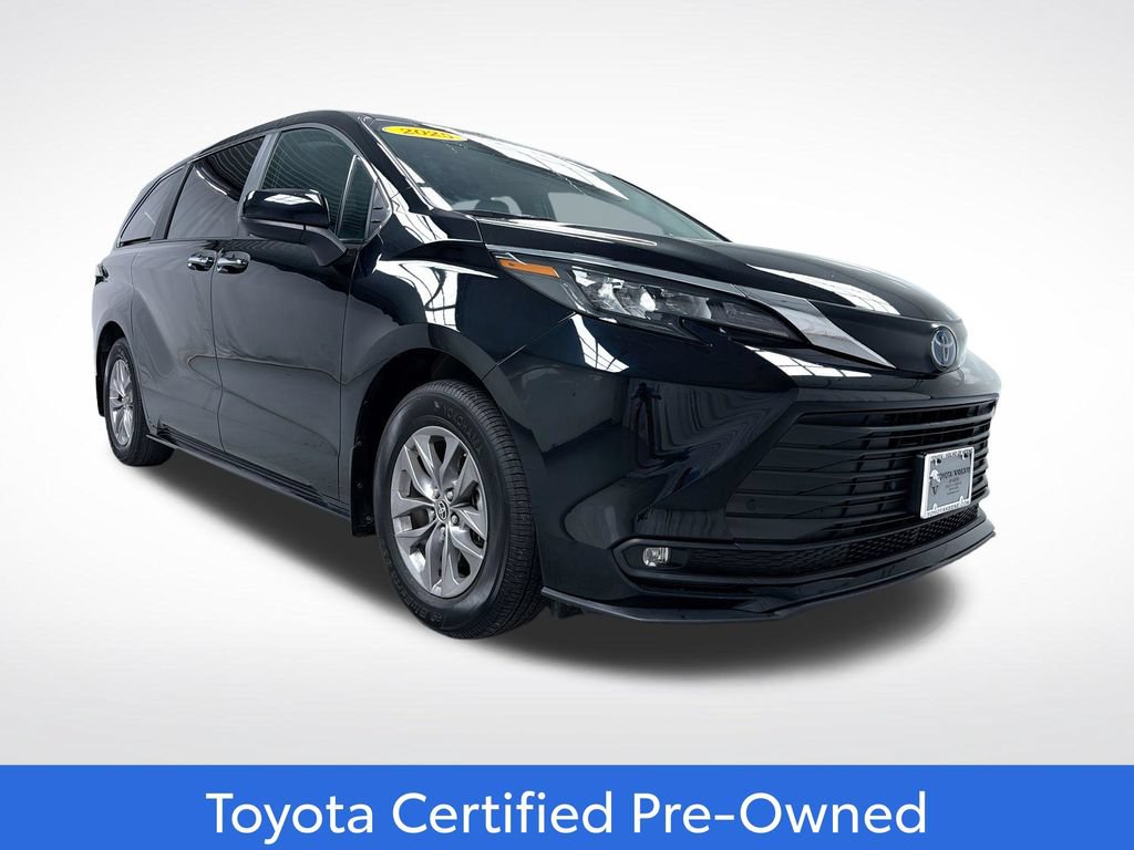 Certified 2025 Toyota Sienna XLE w/ XLE Plus Package AWD/4WD image 1