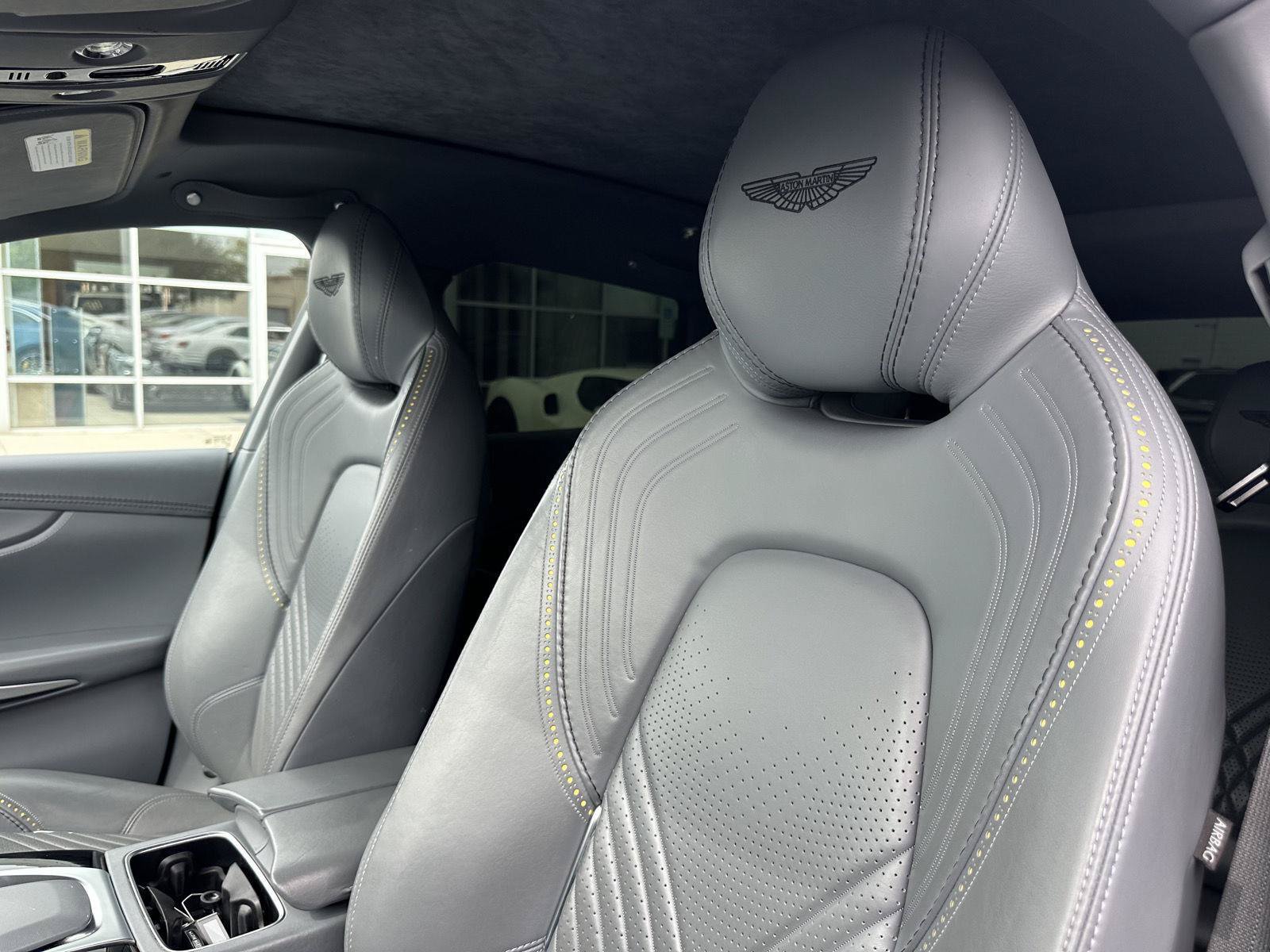 Used 2021 Aston Martin DBX AWD/4WD image 11