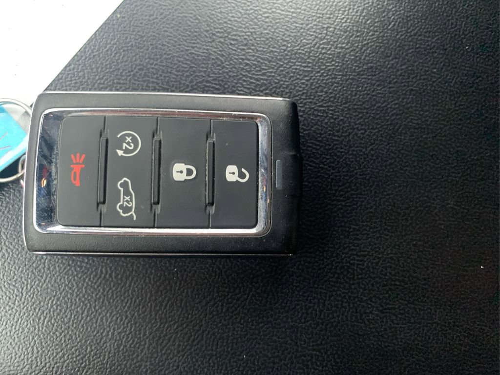 Used 2022 Jeep Grand Cherokee L Limited image 36