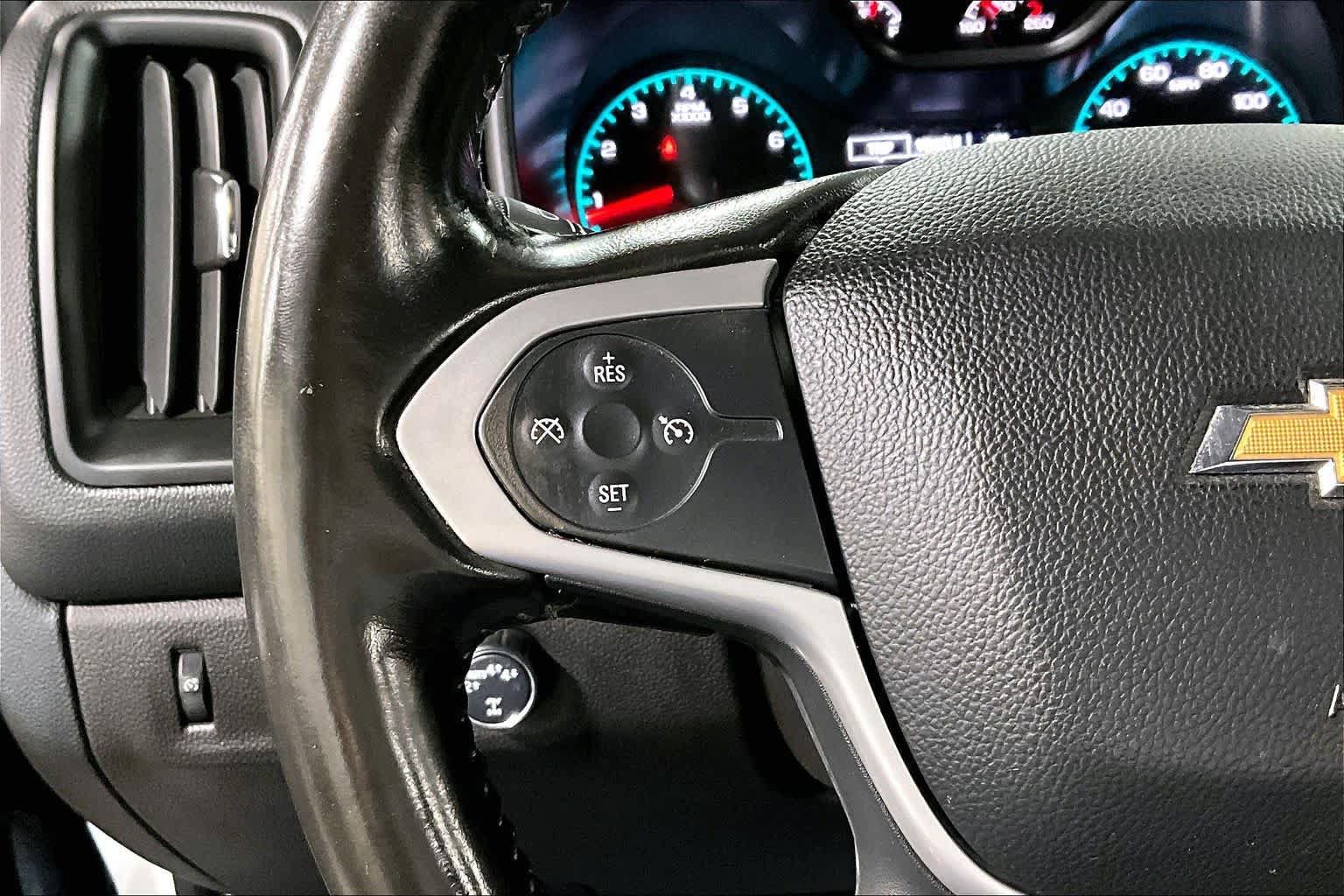 Used 2022 Chevrolet Colorado LT w/ LT Convenience Package AWD/4WD image 24
