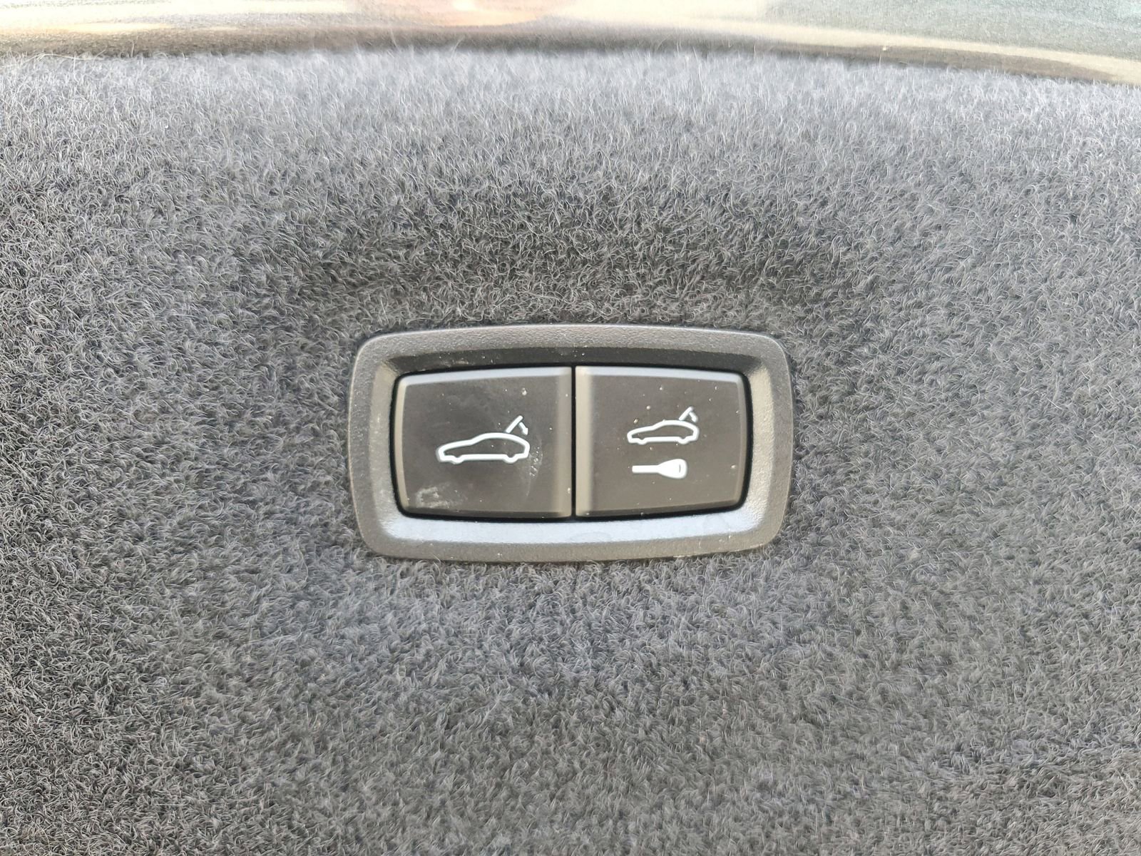 Used 2023 Audi e-tron GT Premium Plus w/ Executive Package image 9