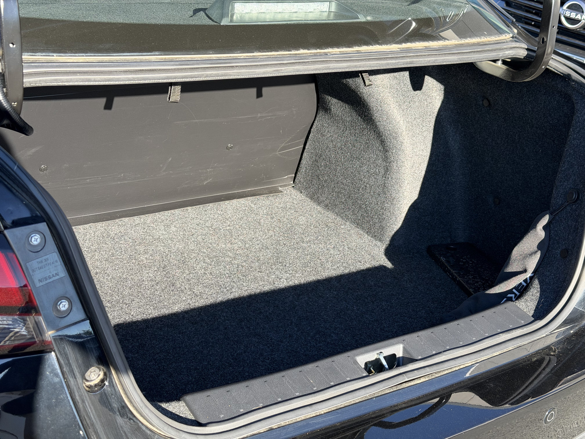 Used 2025 Nissan Versa S w/ Trunk Package FWD image 20