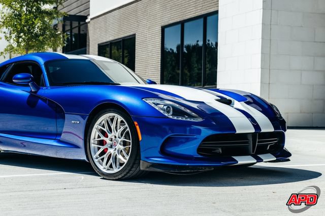 Used 2013 SRT Viper GTS w/ GTS Laguna Interior Pkg RWD image 68