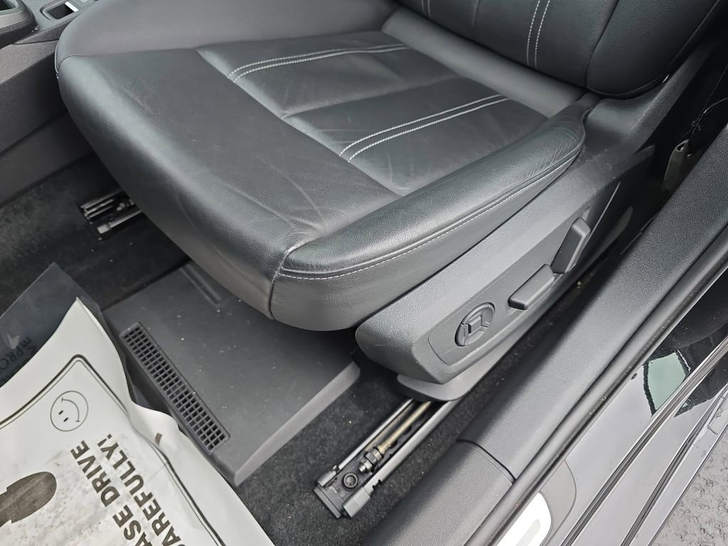 Used 2024 Audi A3 2.0T Premium image 33