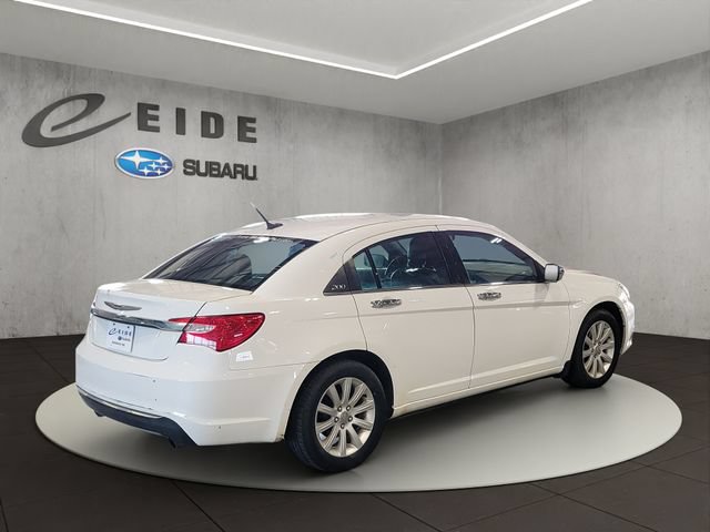 Used 2013 Chrysler 200 Limited FWD image 11