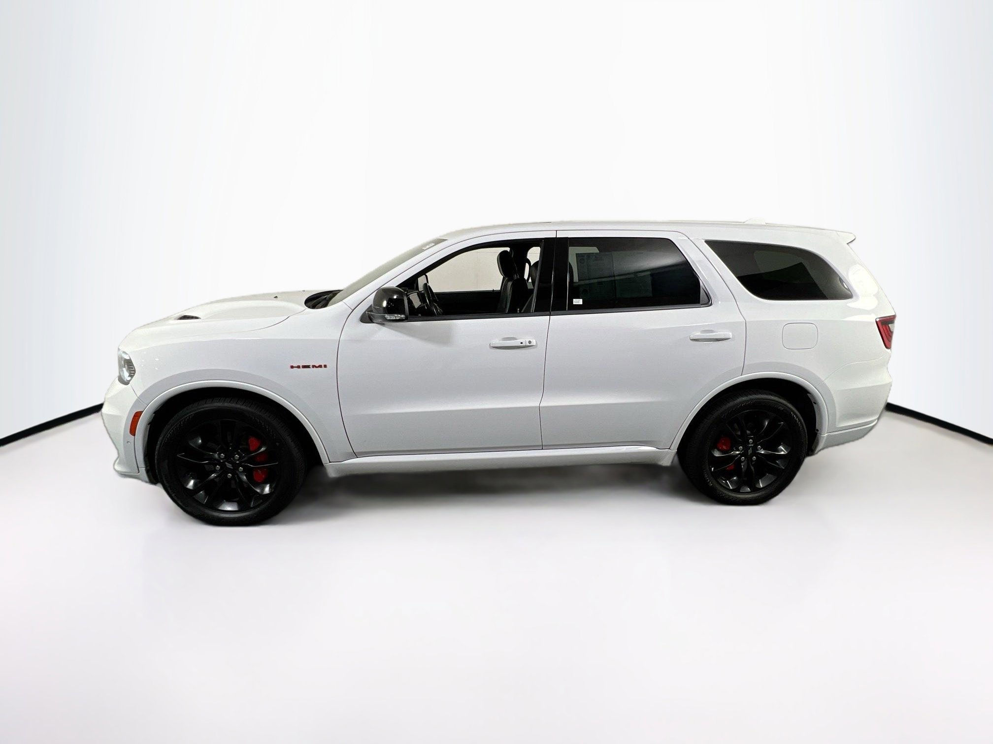 Used 2022 Dodge Durango R/T w/ Blacktop Package image 8