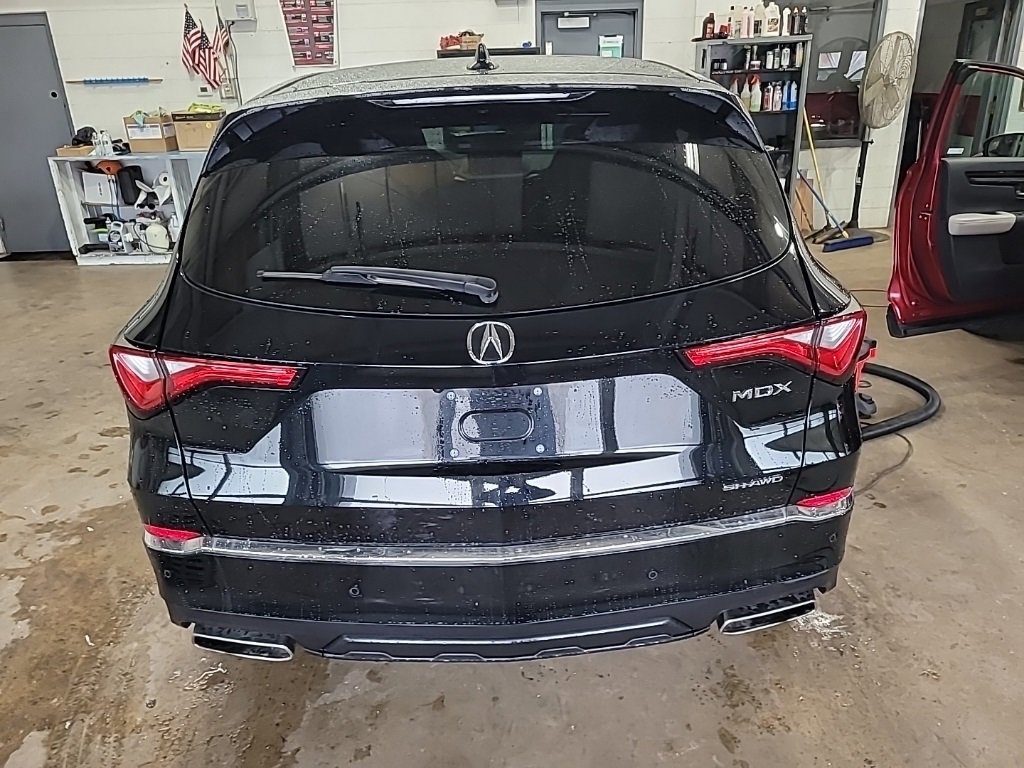 Used 2022 Acura MDX SH-AWD w/ Technology Package image 4
