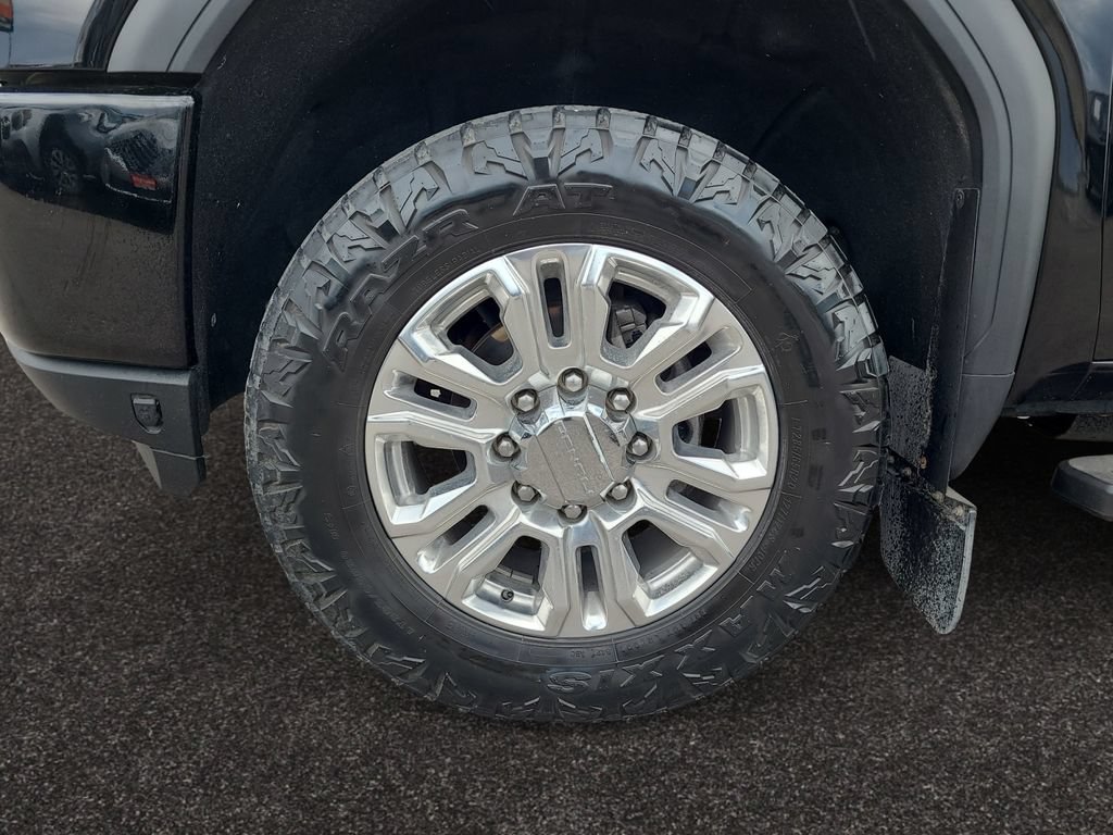 Used 2022 GMC Sierra 3500 Denali AWD/4WD image 14