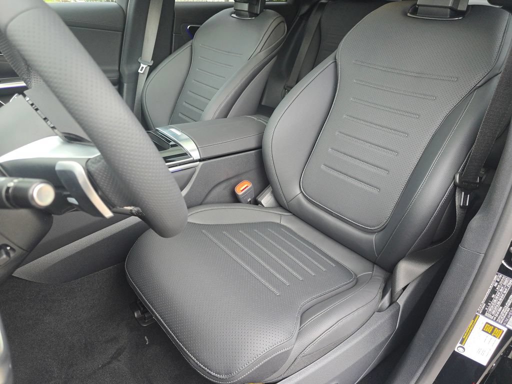 New 2027 Mercedes-Benz GLC 300 4MATIC image 25
