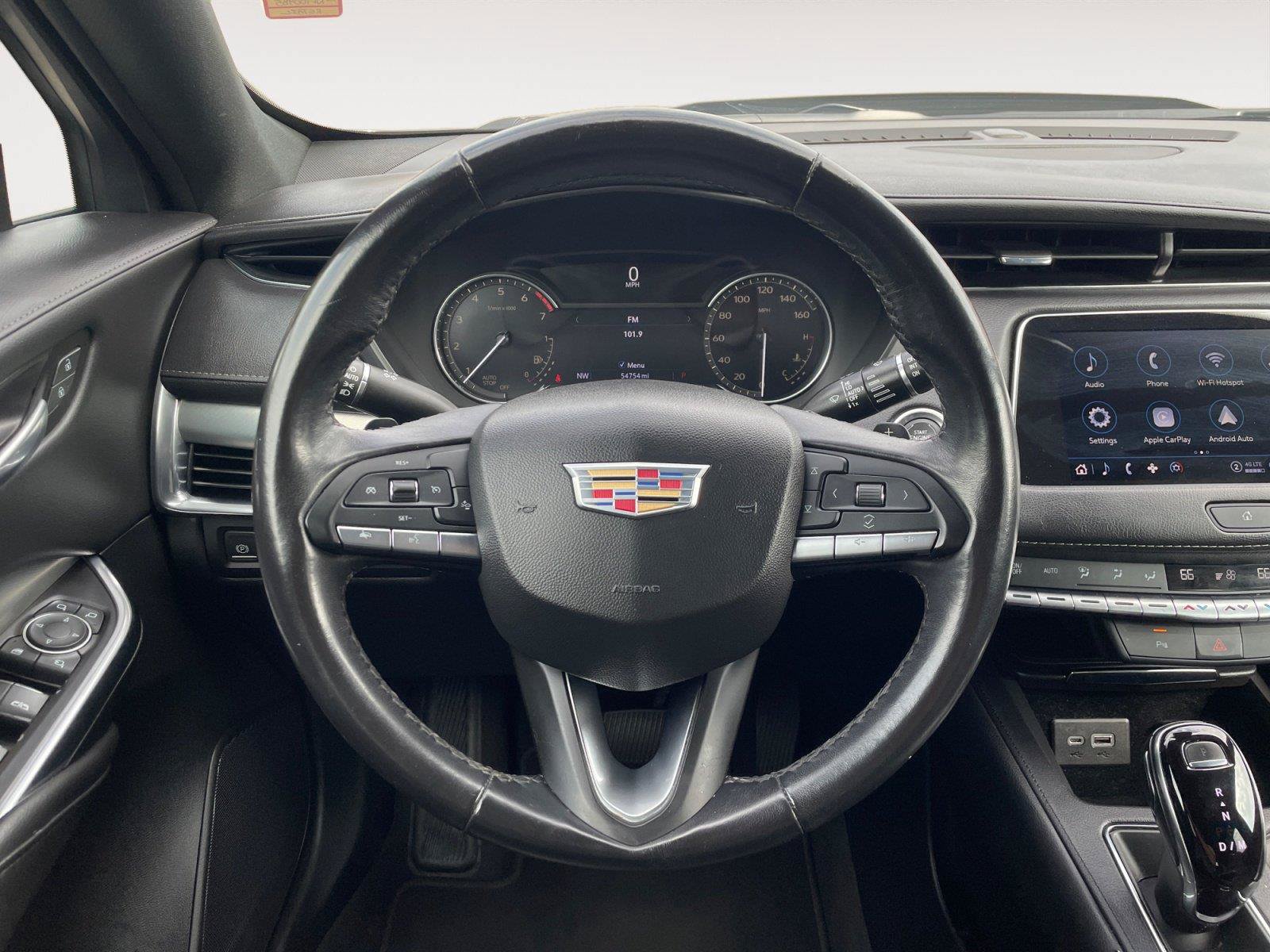 Used 2022 Cadillac XT4 Premium Luxury w/ Safety Alert Package FWD image 12
