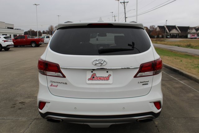 Used 2018 Hyundai Santa Fe Limited w/ Cargo Package image 4