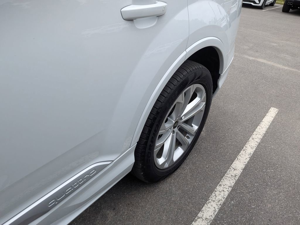 Used 2025 Audi Q7 3.0T Premium Plus w/ Premium Plus Package AWD/4WD image 5