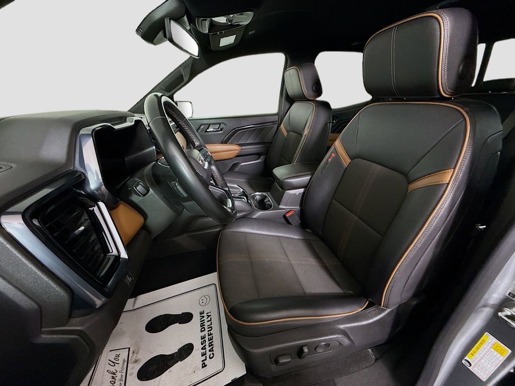 Used 2023 GMC Canyon AT4 image 20