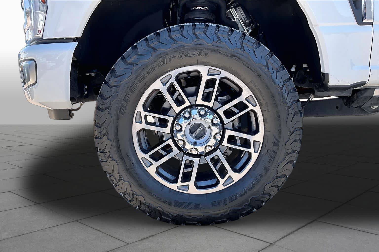 Used 2024 Ford F250 Limited w/ FX4 Off-Road Package AWD/4WD image 11