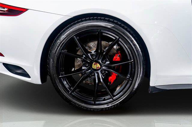 Used 2019 Porsche 911 Carrera 4S AWD/4WD image 8