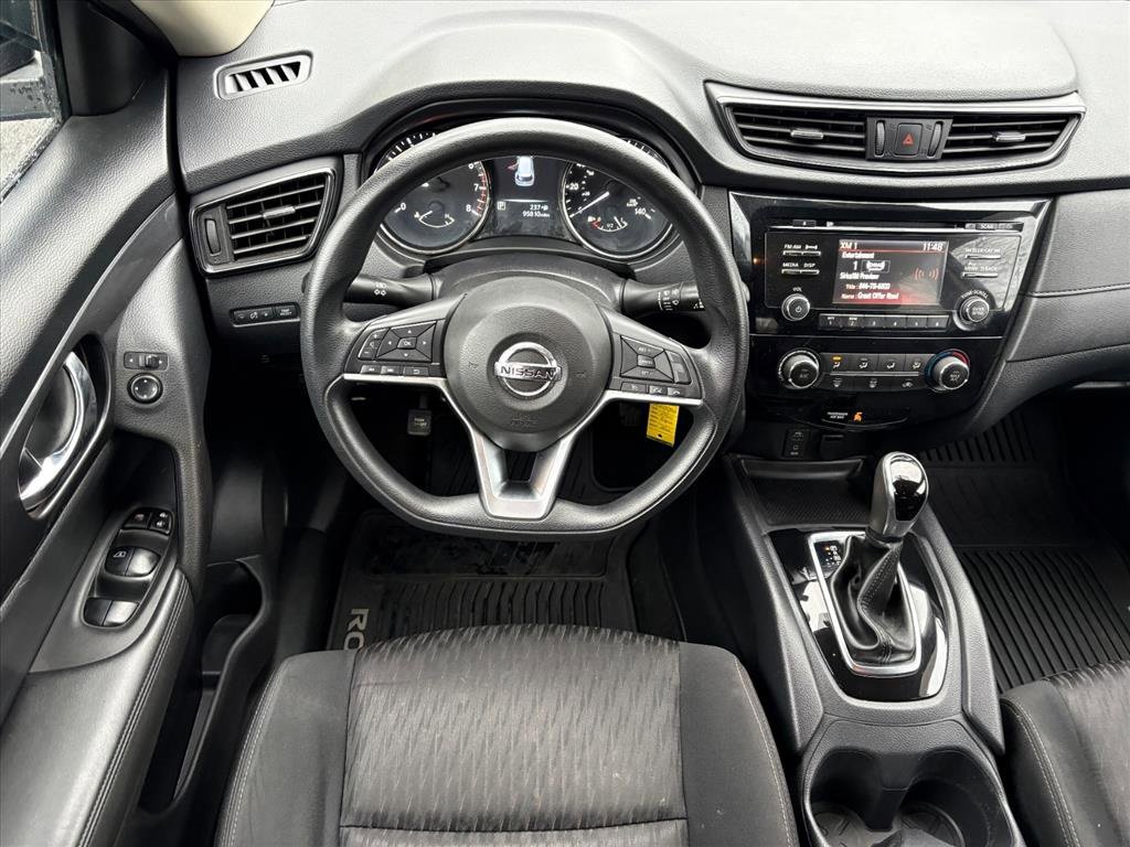 Used 2017 Nissan Rogue S w/ S Appearance Package image 21