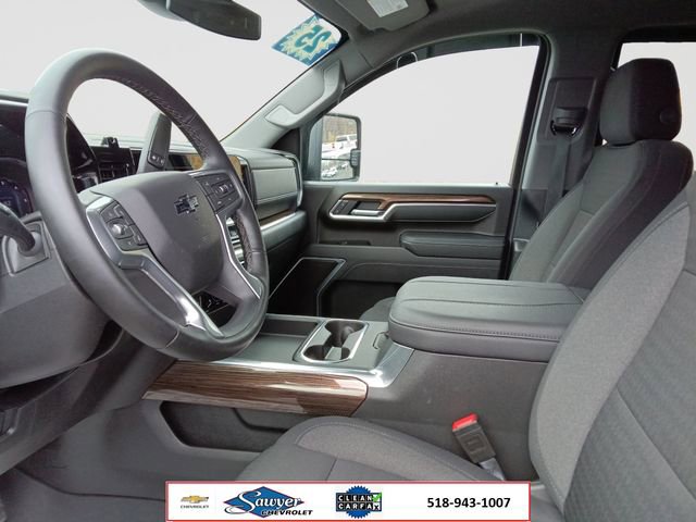 Used 2025 Chevrolet Silverado 2500 LT w/ Convenience Package image 10