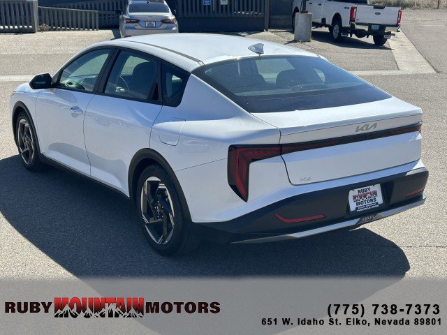 Used 2025 Kia K4 EX image 5