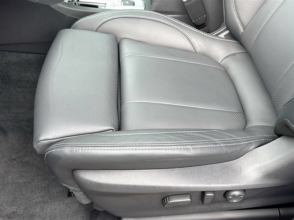 Used 2026 Subaru Ascent Limited AWD/4WD image 26