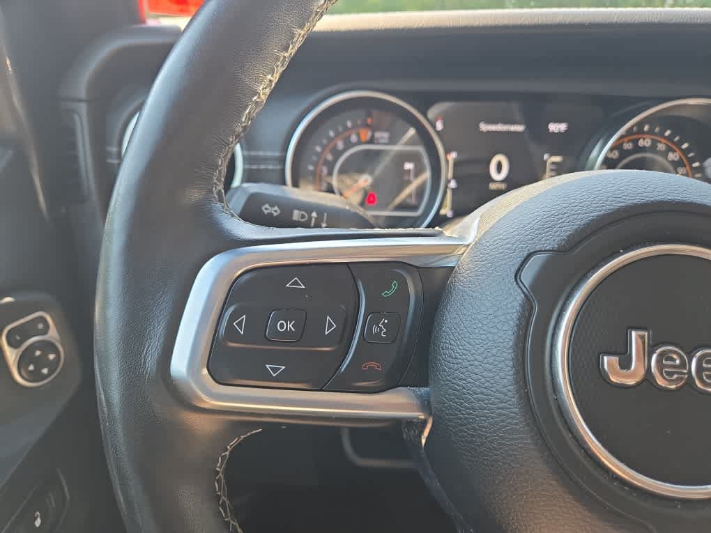 Used 2020 Jeep Gladiator Overland AWD/4WD image 22