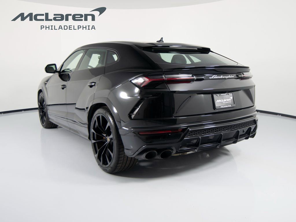 Used 2022 Lamborghini Urus image 7