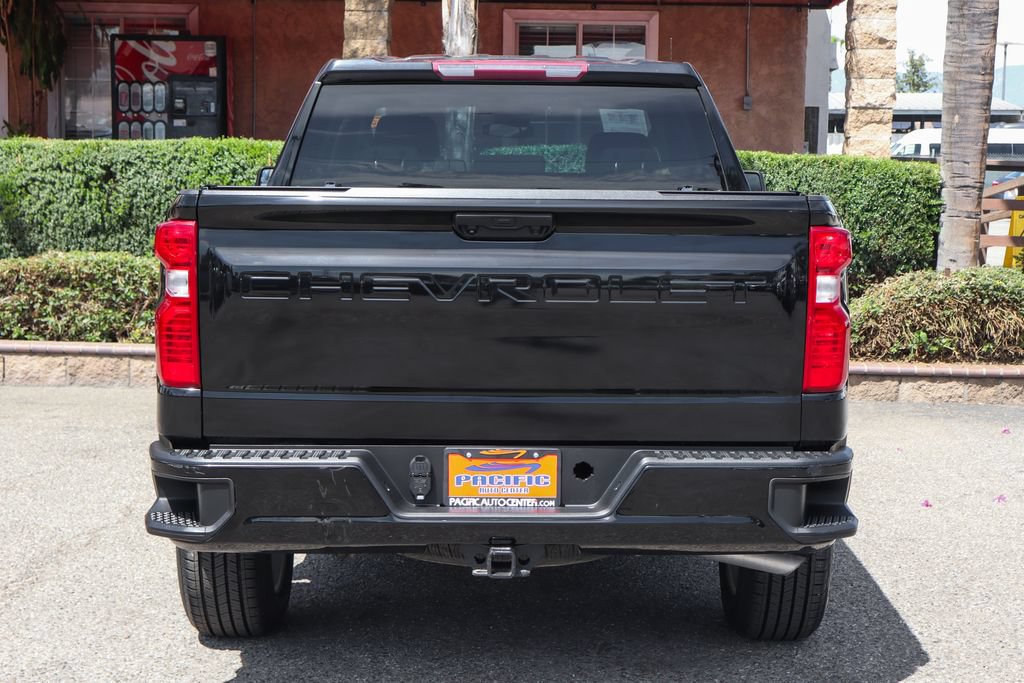 Used 2023 Chevrolet Silverado 1500 Custom AWD/4WD image 7