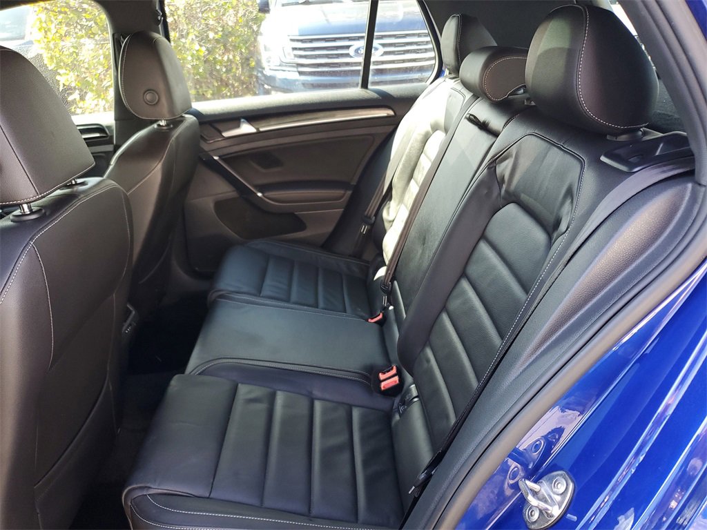 Used 2017 Volkswagen Golf R 4-Door image 12
