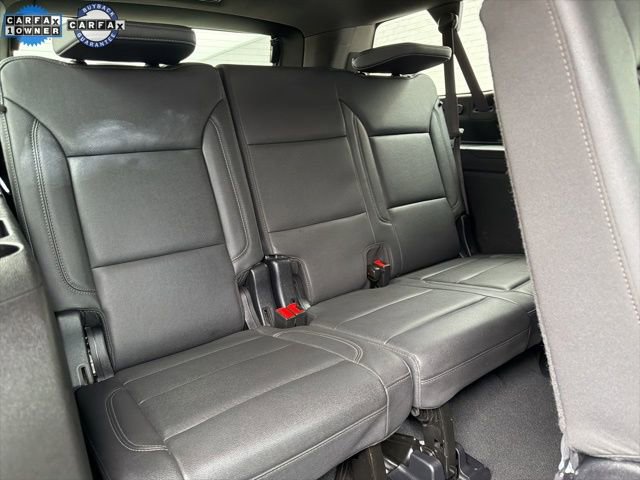 Used 2025 Chevrolet Suburban Z71 image 12